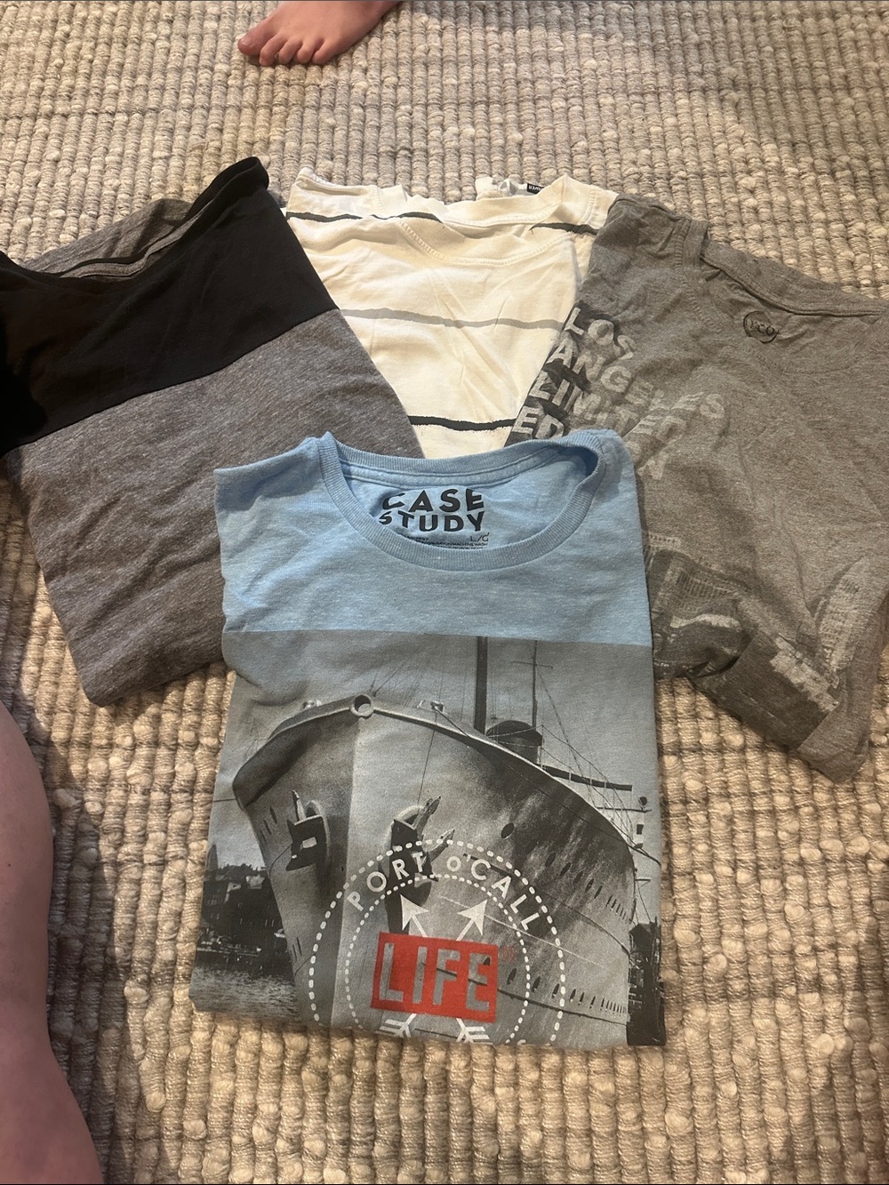 Case Study Light Blue Graphic Tee + 3 Neutral Tees - Picture 1 of 5
